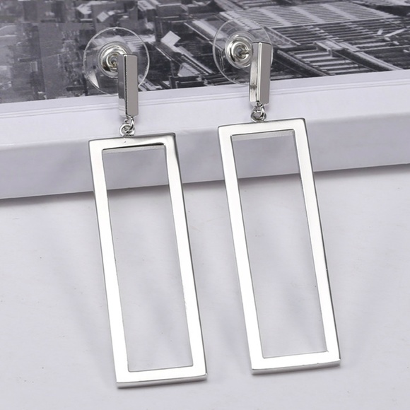 NEW Metal Frame Drop Earrings, Gold/Silver - Picture 5 of 6